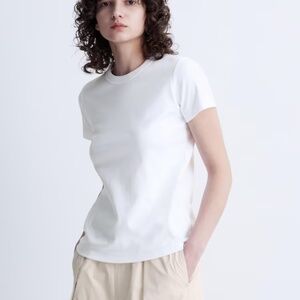 Uniqlo Crew Neck T-Shirt